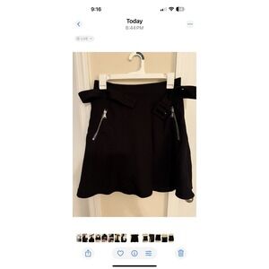 EXPRESS Black Skirt Belted Zipper Detail Flirty Skirt Size 4